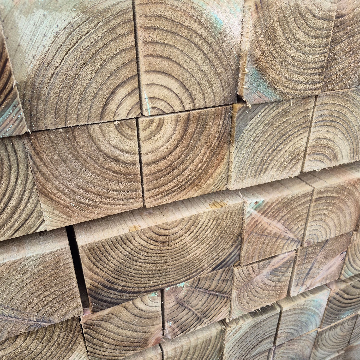 Timber Posts - 100mm x 100mm. 1.8m – UK Deck IT